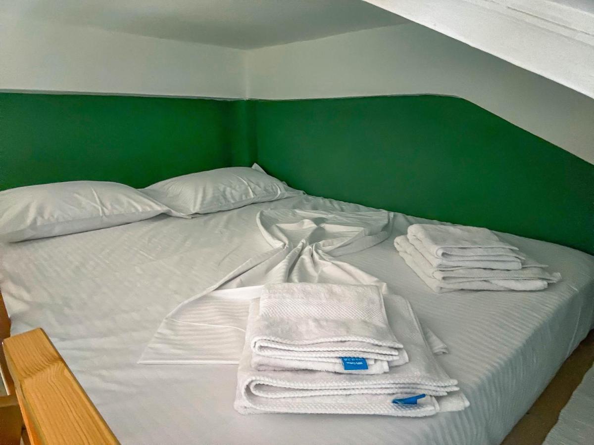 Cozy Elegance Above Korca Apartment ภายนอก รูปภาพ